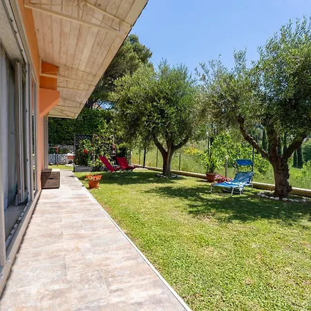 L'oasi Apartment *